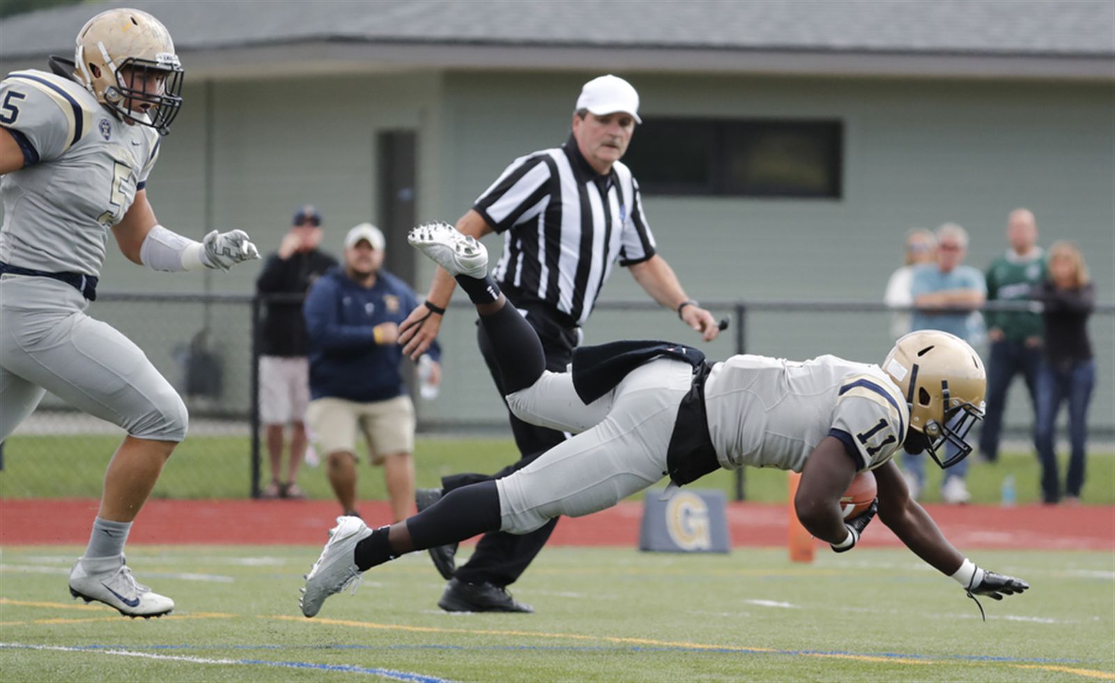 Canisius 55, St. Francis 13